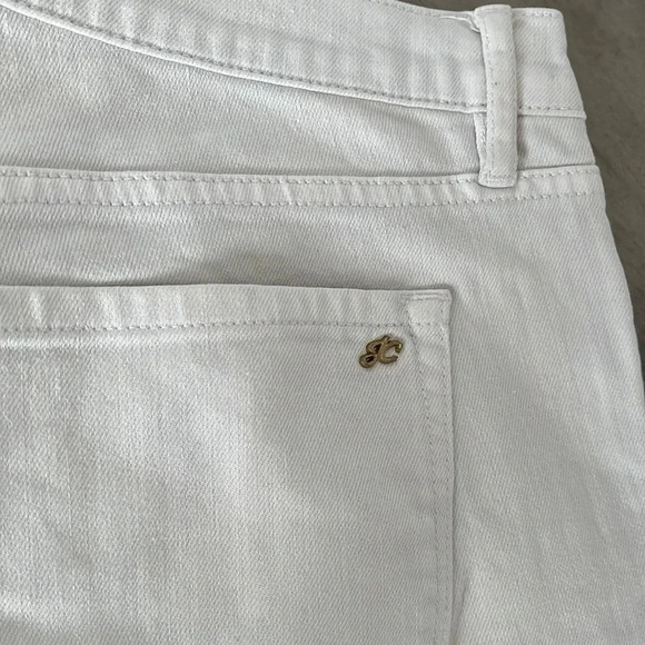 JUICY COUTURE White Low-Rise Denim Jeans, Size 30 - Picture 4 of 10